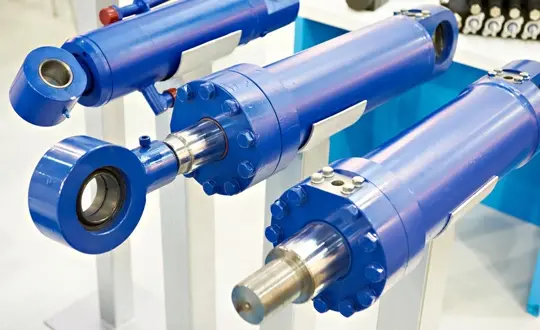 Midland Schmierstoffe Schweiz | lubricants Switzerland | lubrifiants Suisse – Motoröl / engine oil / huile moteur, Getriebeöl / gear oil / huile de transmission, Industrieöle / industrial oils / huiles industrielles, Fette / greases / graisses, Hydraulikö